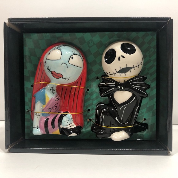 Jack/Sally Salt & Pepper Shakers NWT - Picture 3 of 8